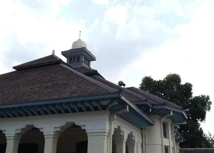 The Amrani Syariah Hotel